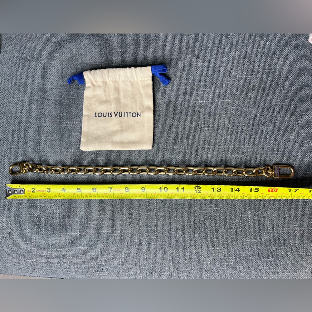 Louis Vuitton gold chain strap - Picture 4 of 5